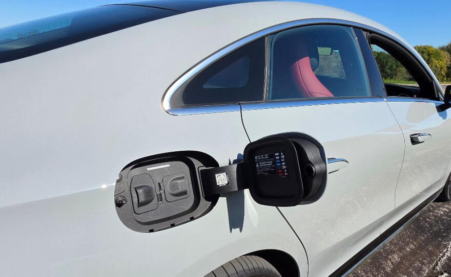 2027 Mercedes-Benz CLA 250+ plug