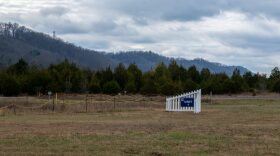 The Tennessee Valley Authority plans to build a nuclear reactor at its Clinch River site in Oak Ridge.