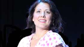 Lisa Kuchinski makes her return to the stage at The Belle Theatre in "I Love You, You're Perfect, Now Change.'