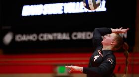 Bengals Go 1-1 In Wyoming Invitational