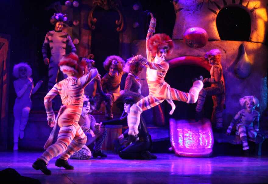 Scene from 'CATS'