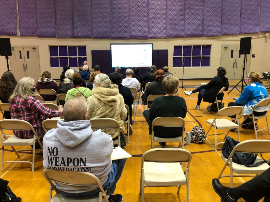 Chief Demographer Mike Hefner presenting at a public forum on redistricting for the East Baton Rouge Parish School Board.