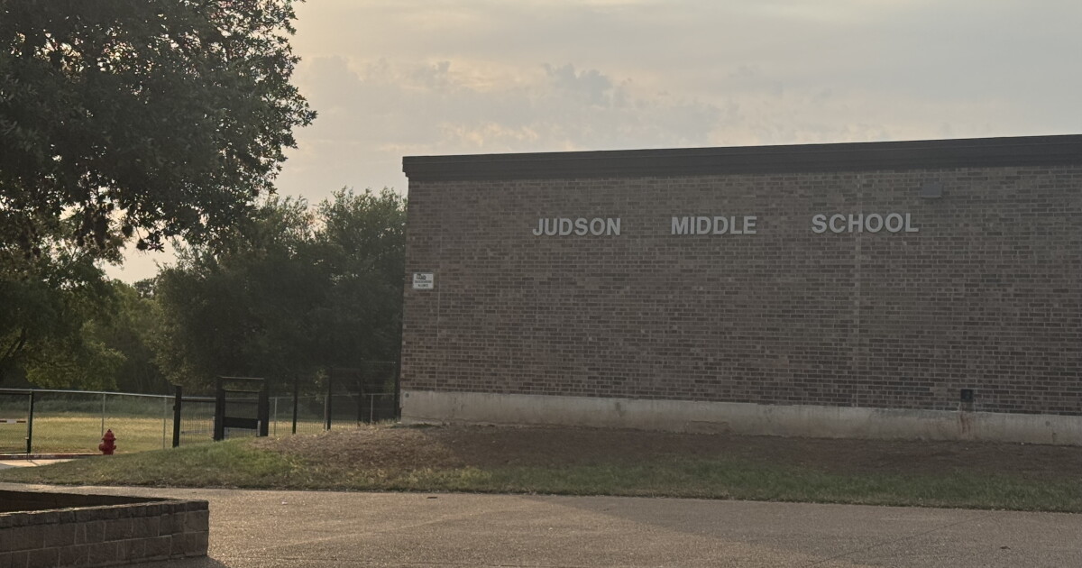 Judson trustees vote to close Judson Middle School at the end of the