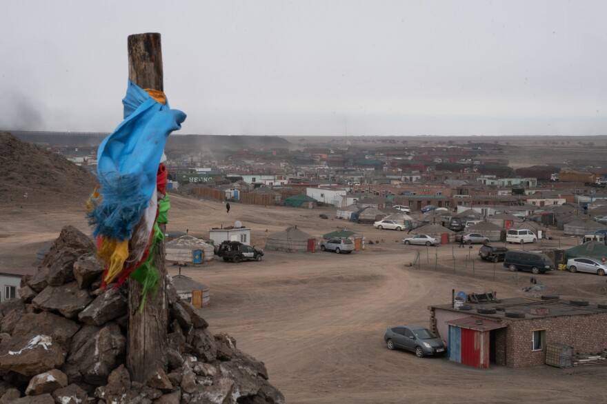 In 1993, Tsagaan Khad was a temporary camp of 10 <em>gers</em>. Now it is a sprawling community of as many as 10,000 people either staying there or passing through at any given time. Drivers can stop over in the area to get a hot meal, a quick rest and play a game of cards before embarking on the 15-mile journey to the border.