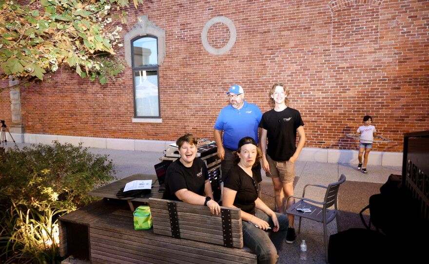 Smiles from the hard-working Heartland Sings team.