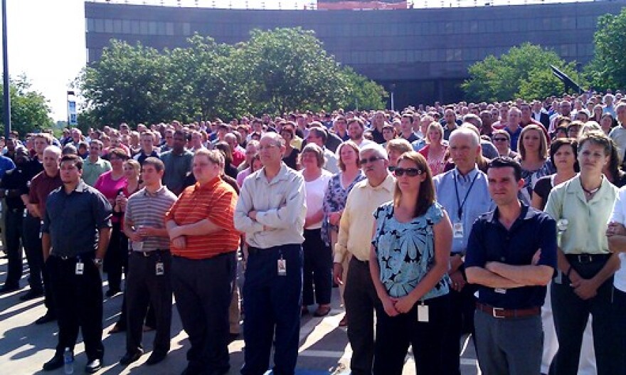 Burns-McDonnell employees learn of a thousand new-hire colleagues at company HQ in Kansas City.(Click to enlarge.)