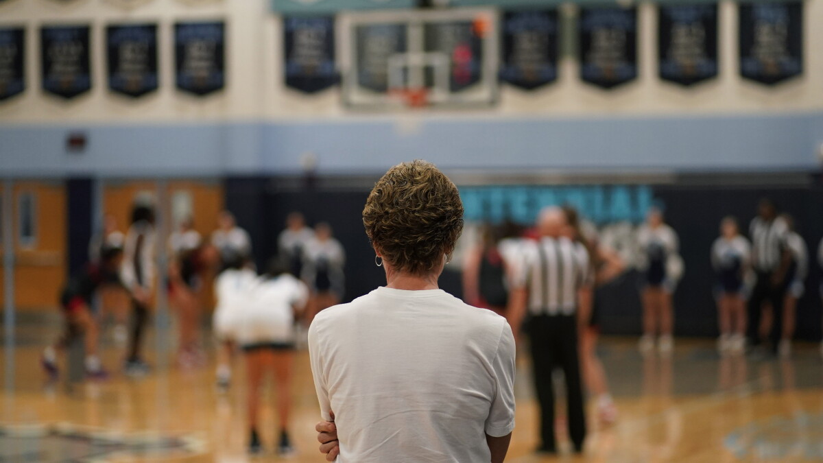 Florida high school athletes may soon be able to make money off NIL - Vimarsana News