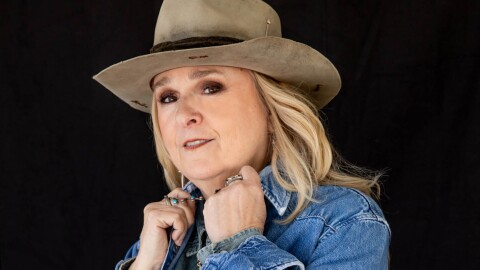 Music legend Melissa Etheridge