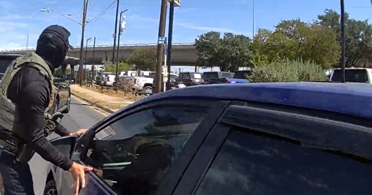 Listen to the audio of traffic stop, car chase of Wilber Garces Perez before he was shot by ICE