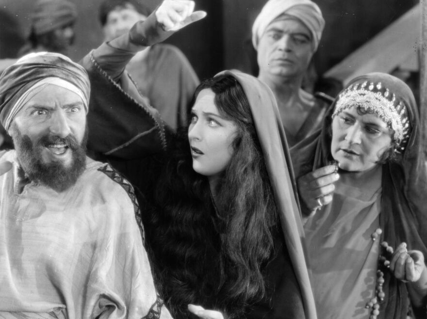 The 1927 biblical epic <em>King of Kings</em> tells the story of the life of Jesus as seen through the eyes of Mary Magdalene.