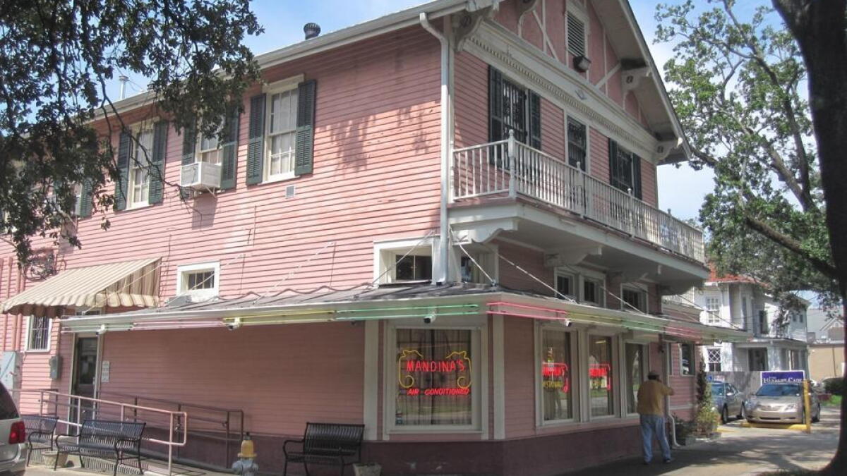 Where Y'Eat: After Brazen Attack, Community Rallies for Beloved Restaurant - Vimarsana News