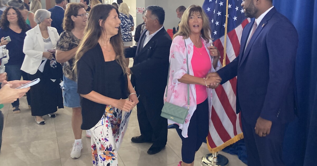 Rising costs are on the minds of Tampa-area voters before Tuesday's primaries