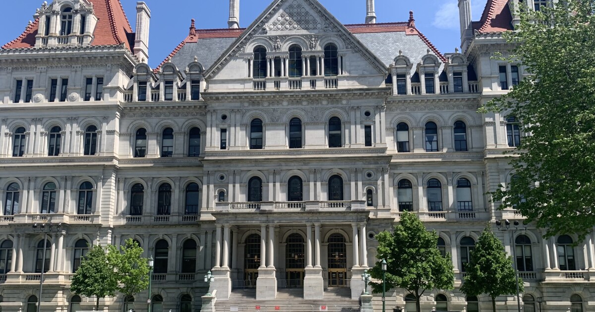 WCNY's David Lombardo recaps 2025 New York politics