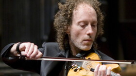 Violinist Tracy Silverman