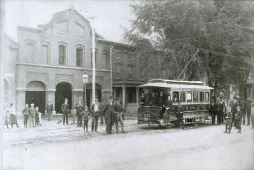 The first electric trolley in Hartford on Standish Street in about 1899.