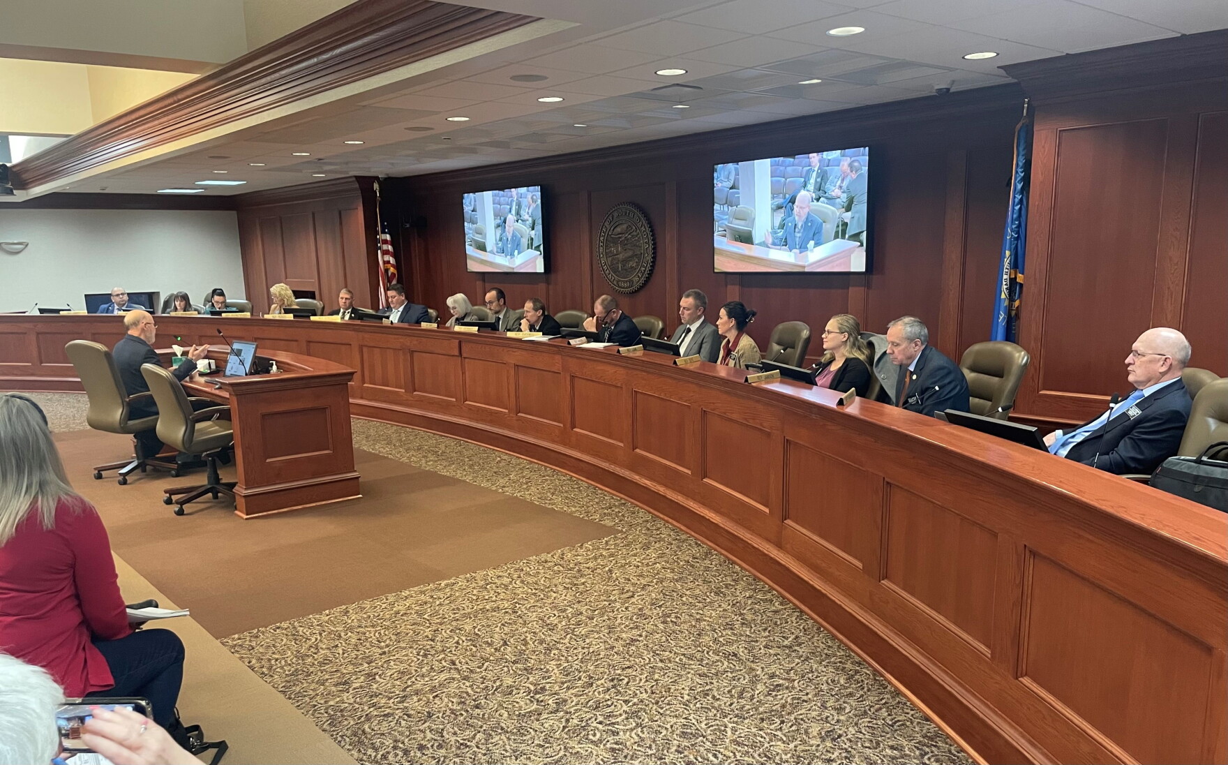 House panel passes bill aimed at residency, voter registration | SDPB