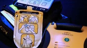 An automated external defibrillator guides users step by step, and provides written instructions for those who are hard of hearing, and verbal commands in different languages.
