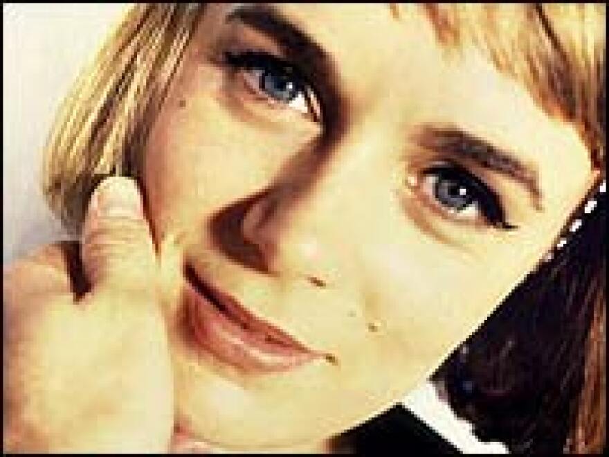 Former Belle and Sebastian singer Isobel Campbell emulates the haunted, melancholic tone of late-'60s British folk.