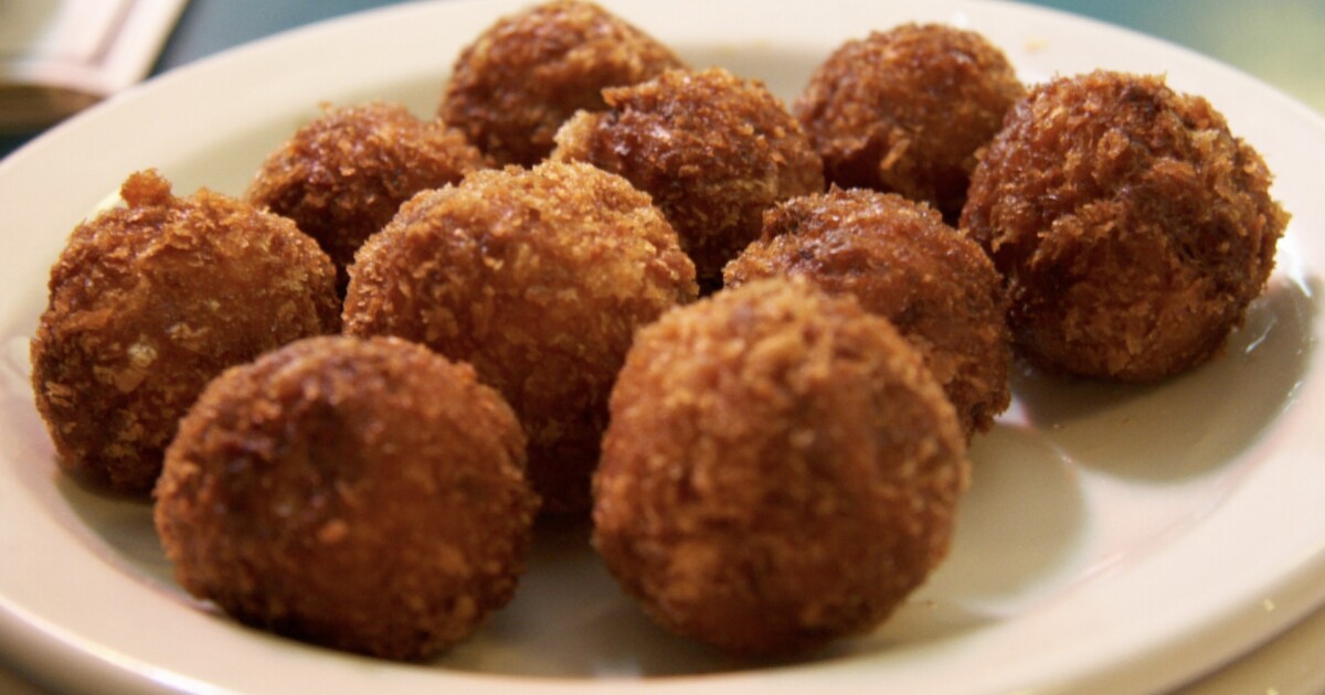 'It’s basically deep fried gravy:' Basque chefs prep thousands of croquetas for Jaialdi