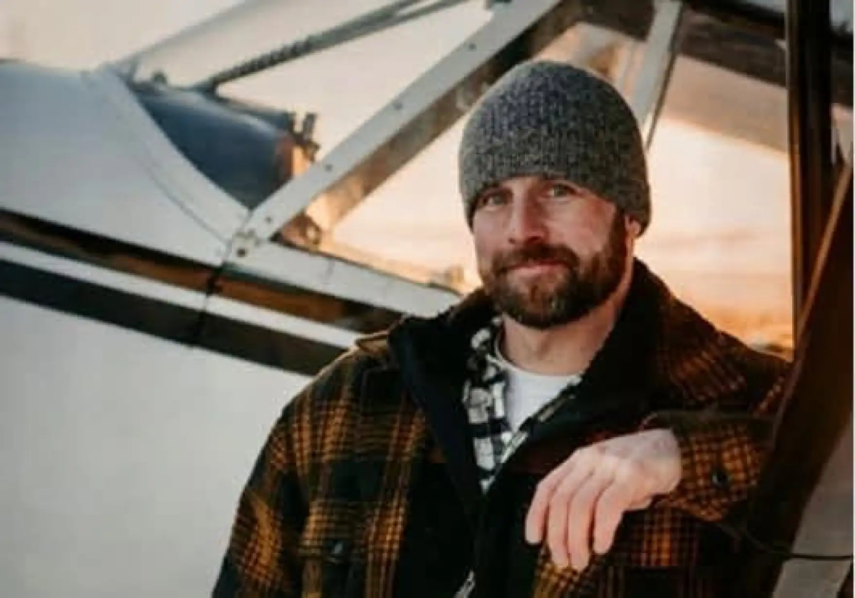 Alaska hunting guide and teen employee named as victims in fatal plane crash east of Nabesna