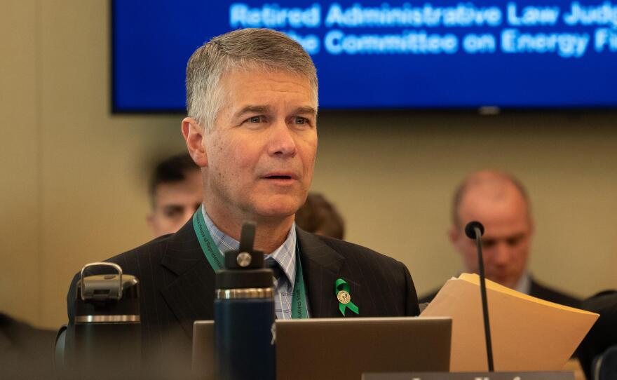 Rep. Larry Kraft, DFL-St. Louis Park, speaks Feb. 26, 2026, about a bill he authored that is designed to curb speeding on Minnesota roads. Feb. 26, 2026 Karina Kafka/Report for Minnesota