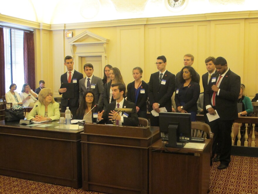 Rutgers students express support for the resolution at Assembly Higher Education Committee hearing