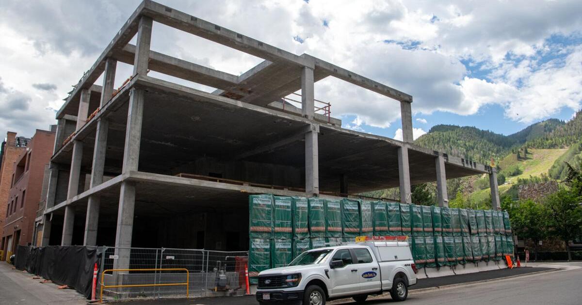RH takes full ownership of former Crystal Palace building