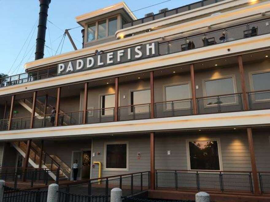 paddlefish_exterior
