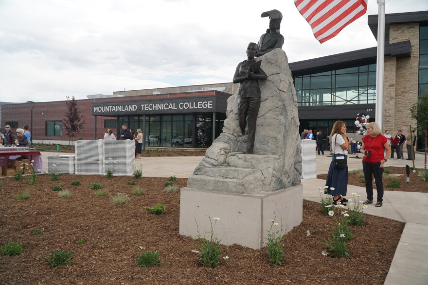 The front of the MTECH campus in Heber.