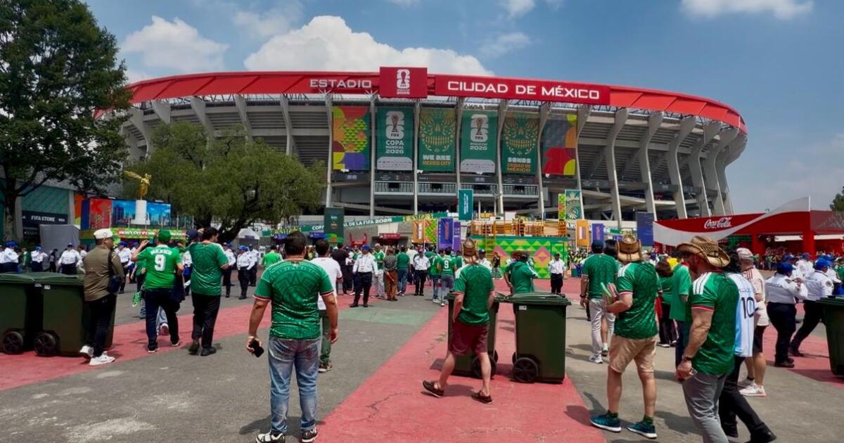 Amid uncertainty at home, Mexican Americans reconnect with roots during World Cup