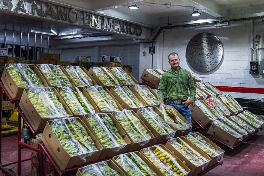 Jorge Gutiérrez has sold bananas and watermelons for 31 years. For most of that time, he tossed overripe fruit in the dumpster, but now he has started donating fruit before it goes bad.