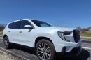 2026 GMC Acadia Denali Ultimate AWD right front