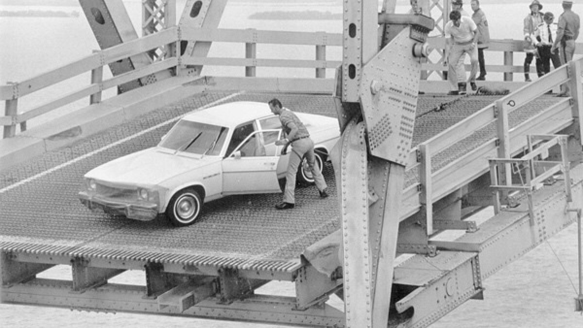 The Baltimore bridge collapse rekindles memories of a Tampa Bay disaster - Vimarsana News