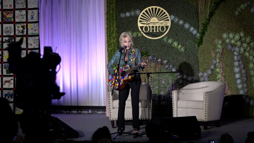 DeWines Mourn Dolly Parton As Ohio Leads The U S In One Of Her dewines-mourn-dolly-parton-as-ohio-leads-the-u-s-in-one-of-her