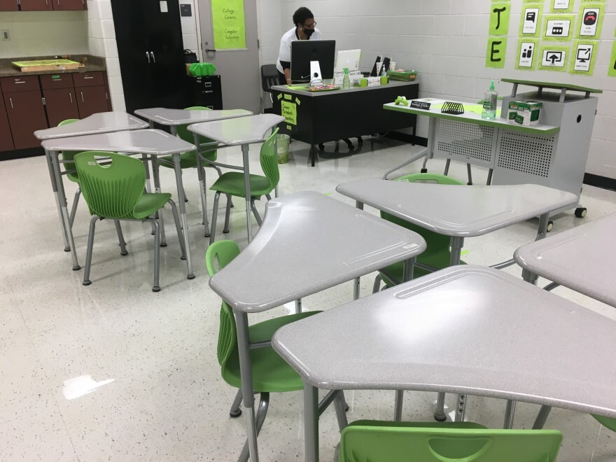  Shelby County Schools is still enforcing universal masking. 