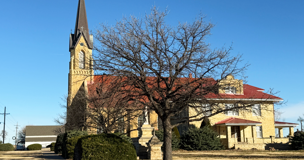 Bierocks, brats, dumplings and beer: Volga Germans celebrate 150 years of heritage in Kansas