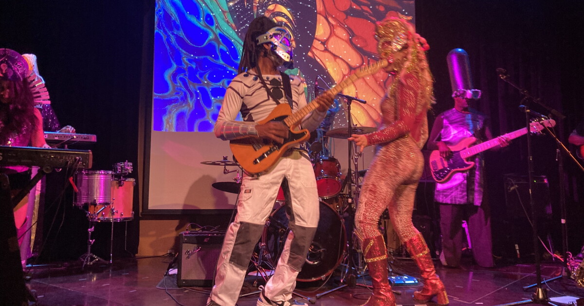 How a Bay Area Artist Brought a Funk Band of Aliens to Life | KALW
