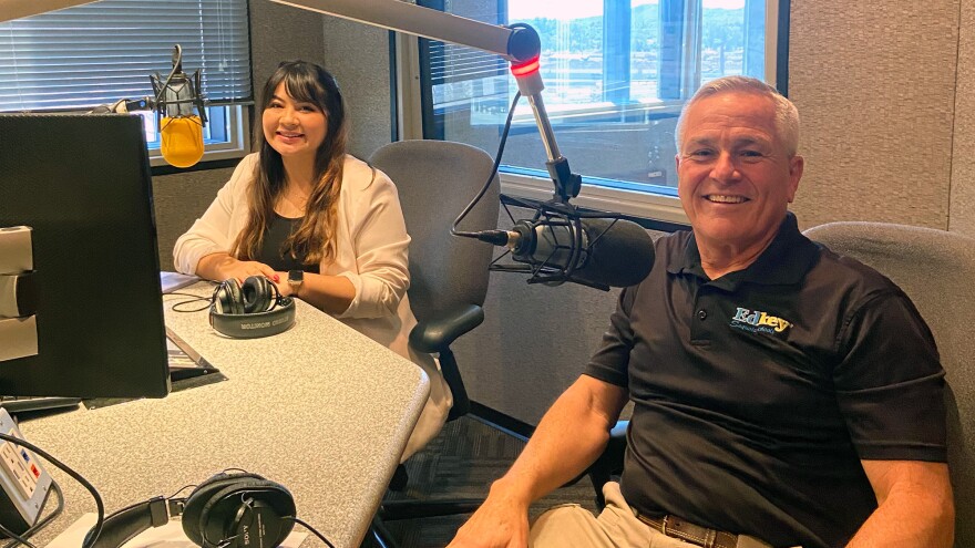 Reyna Montoya and Jerry Lewis 