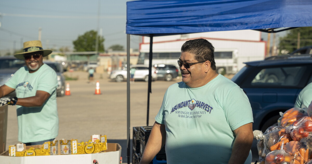 Demand climbs at southern New Mexico food pantries as federal food aid shrinks