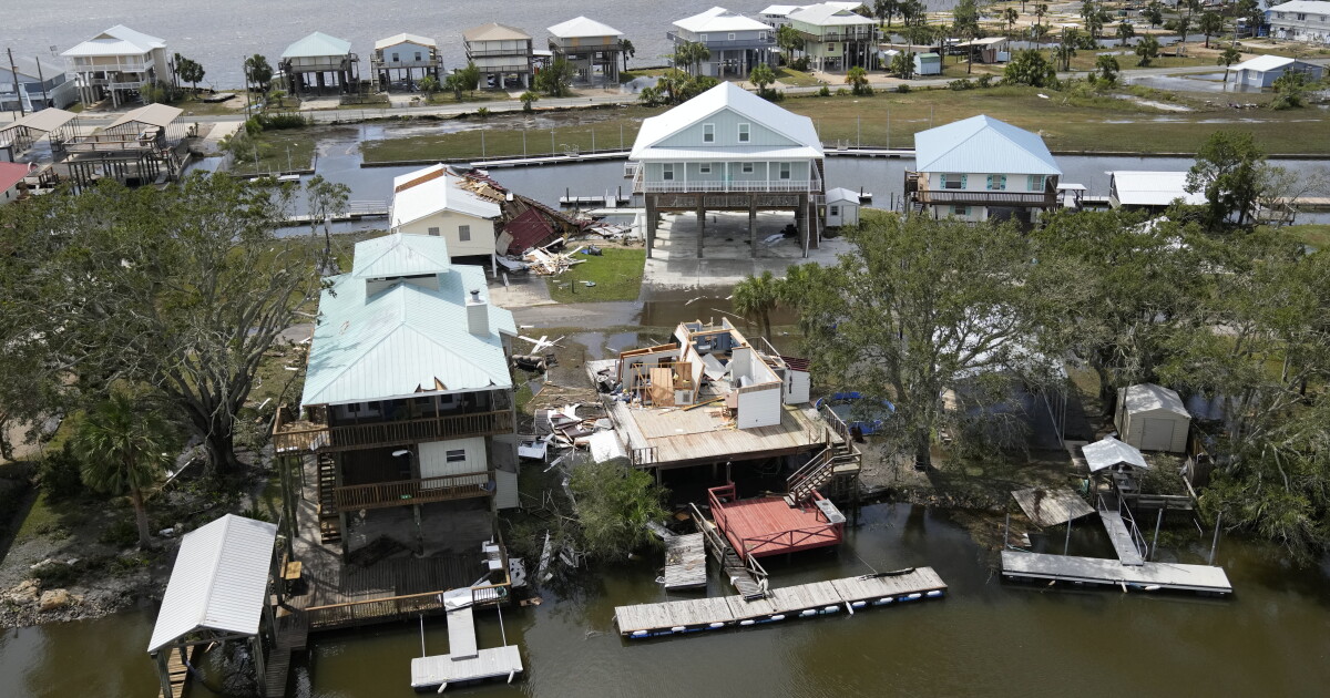 Hurricane Idalia weakens to tropical storm after slamming Florida | WLRN
