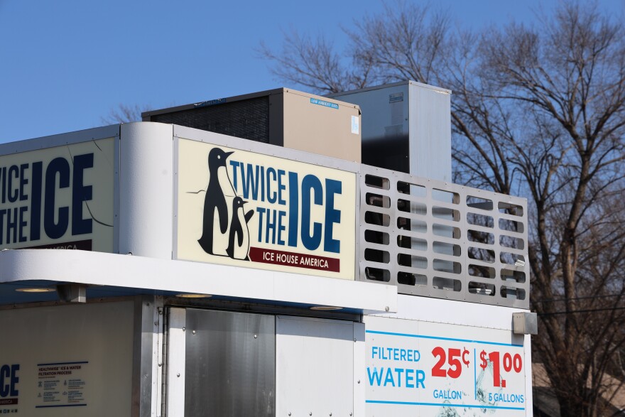 A Twice the Ice kiosk is between Pizza Hut and a car wash on Military Avenue in Baxter Springs, Kan., on Jan. 29, 2026.