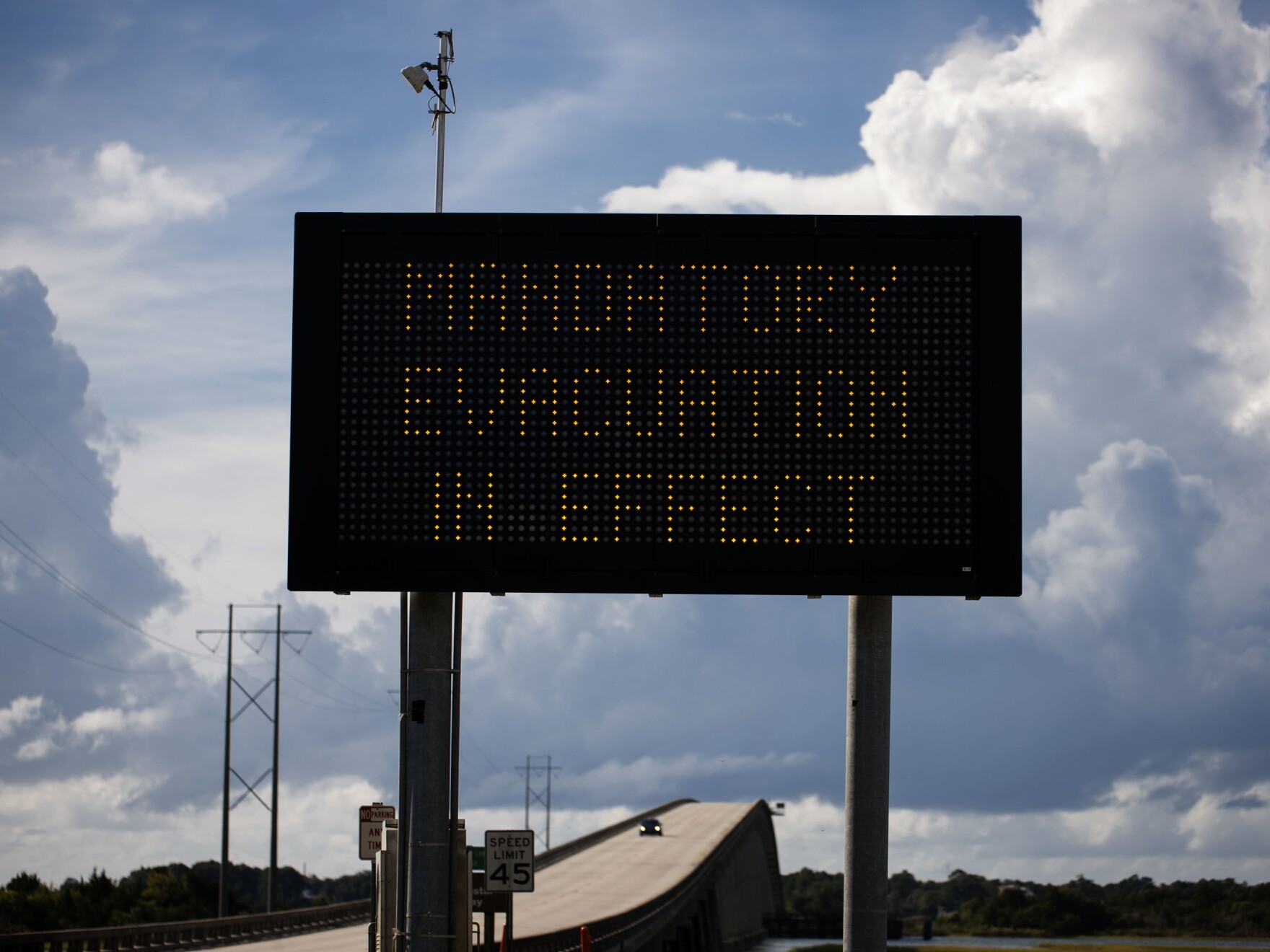 U.S. Disaster Response Scrambles To Protect People From Both Hurricanes ...