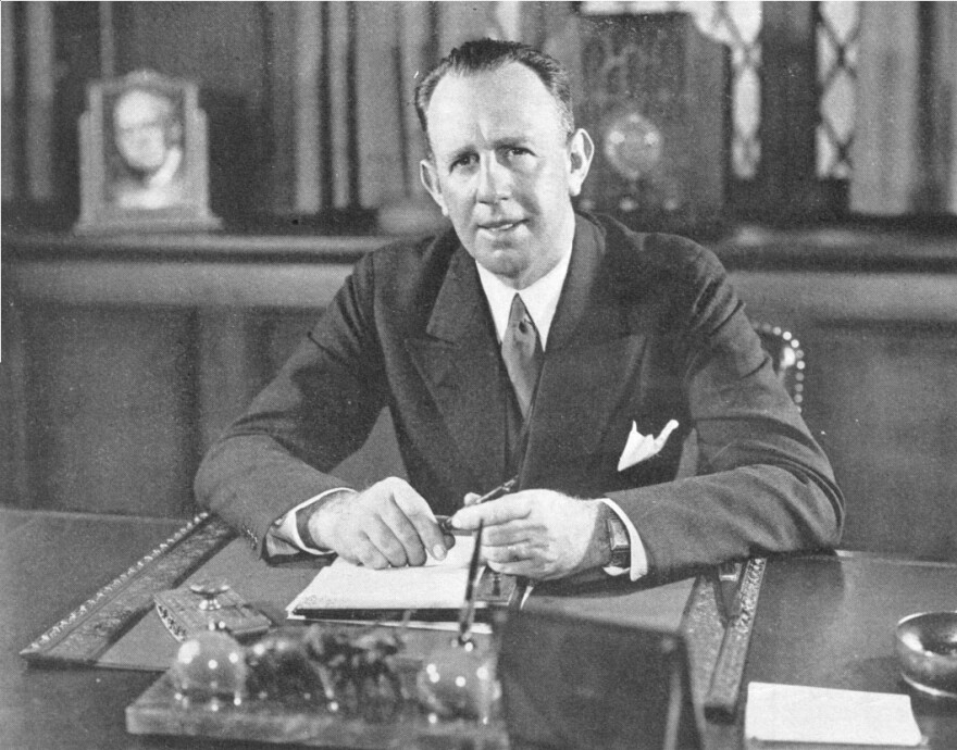 Powel Crosley Jr. created a Cincinnati broadcasting empire after success selling affordable radios.