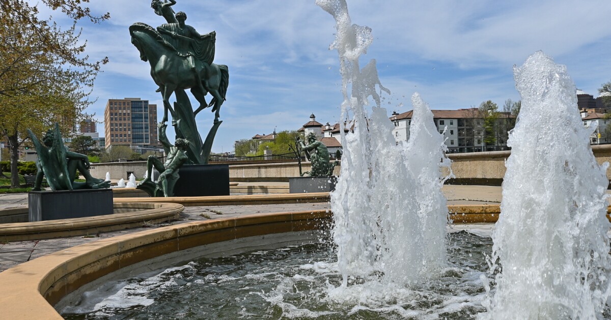 A guide to Kansas City’s hundreds of fountains, from the famous to the