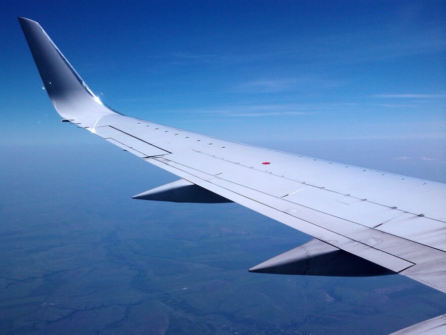 A picture of an airplane wing.