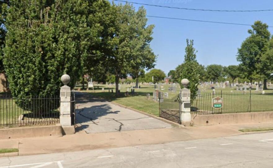 Entrance to Tulsa's Oaklawn Cemetery near 11th and South Peoria