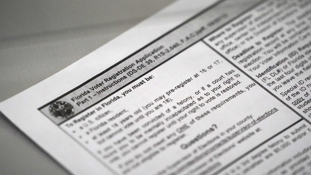 Voter registration groups in Tallahassee will stop collecting forms - Vimarsana News