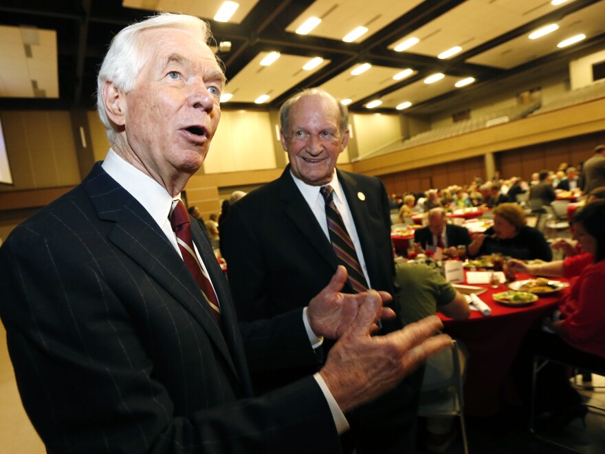 Cochran, shown here at a Pearl, Miss., Chamber of Commerce banquet, makes no apologies for bringing government largesse to the state.