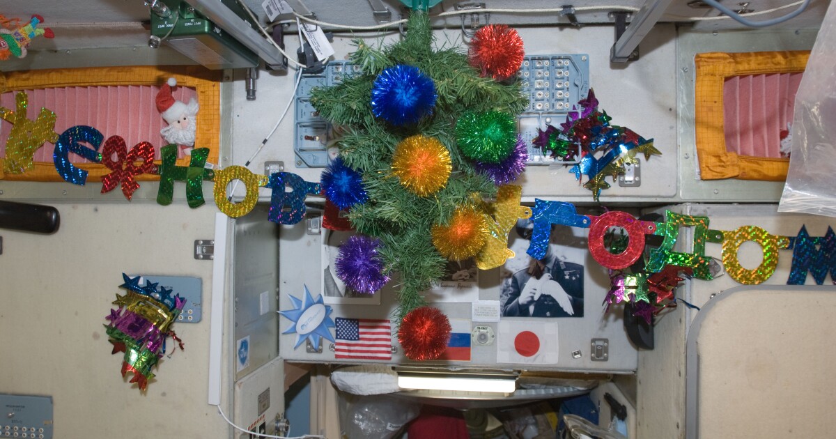 Celebrating holidays in space and a new telescope aims to bring a fresh perspective of our galaxy