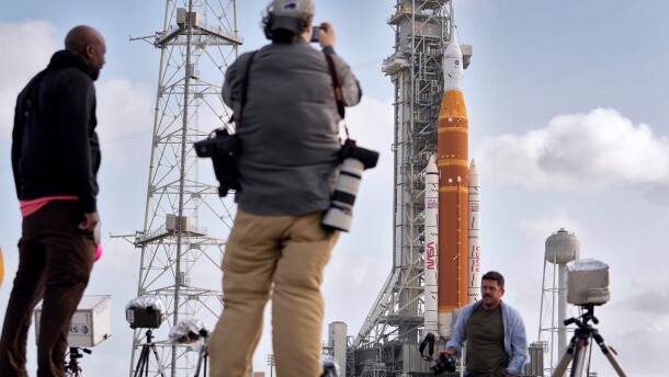 Photographers setup remote cameras near NASA's Artermis II moon rocket on Launch Pad 39-B at the Kennedy Space Center Sunday, March 29, 2026, in Cape Canaveral, Fla. (AP Photo/Chris O'Meara)